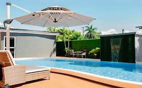 Hibiscus Suites And Residences